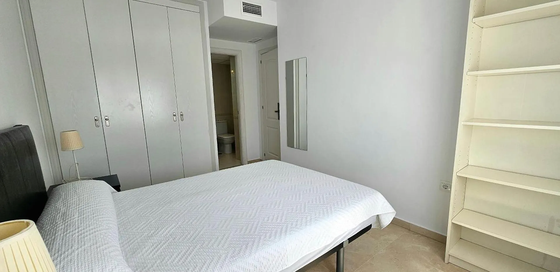 Hostel Residencia Alfil Malaga Apartament