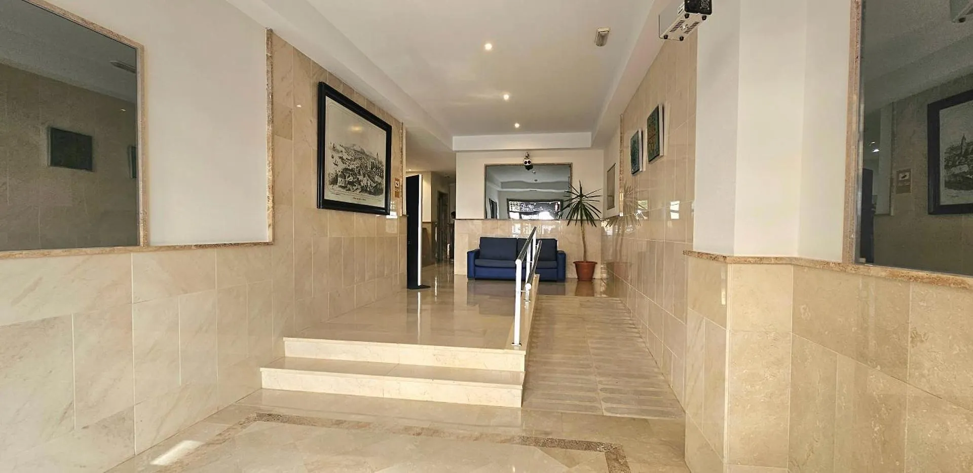Apartment Hostel Residencia Alfil Malaga Spain